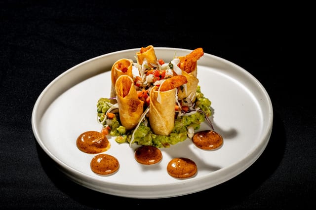 Taquitos de Camaron.